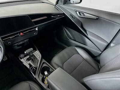2024 Kia Niro EX Touring