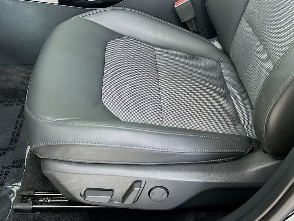 2024 Kia Niro EX Touring