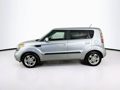 2010 Kia Soul +