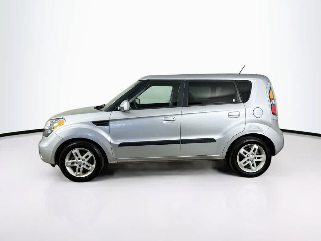 2010 Kia Soul +