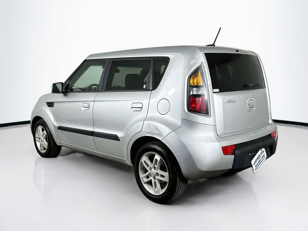 2010 Kia Soul +