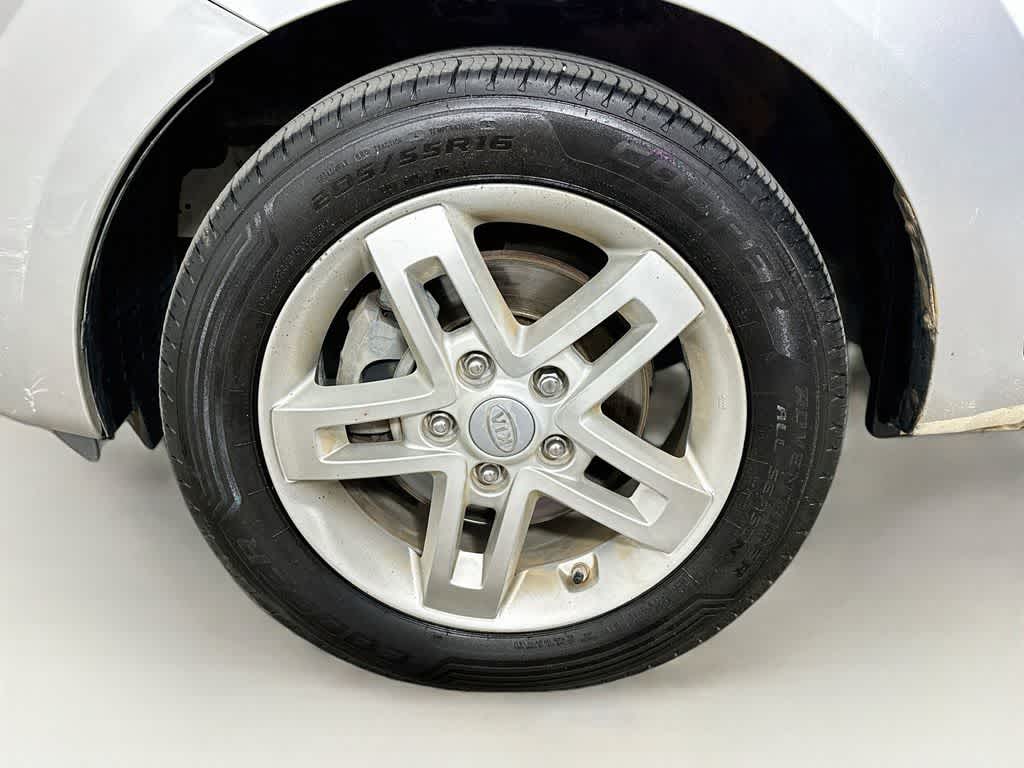 2010 Kia Soul +