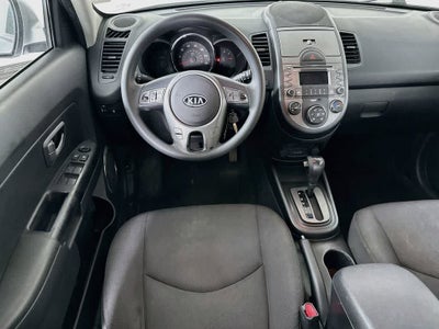 2010 Kia Soul +