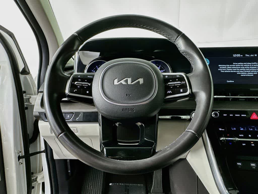 2024 Kia Carnival EX