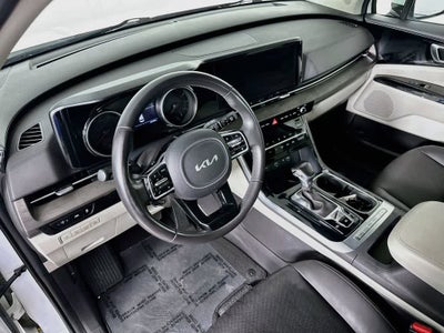 2024 Kia Carnival EX