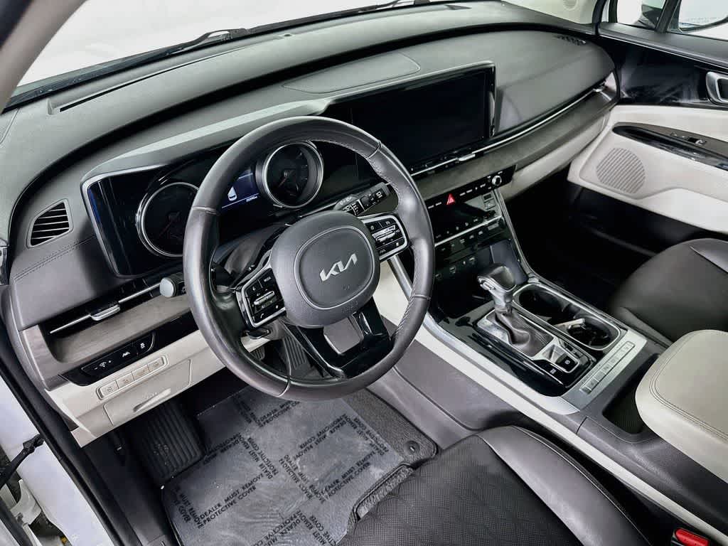 2024 Kia Carnival EX