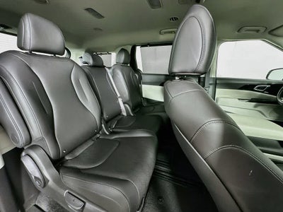 2024 Kia Carnival EX