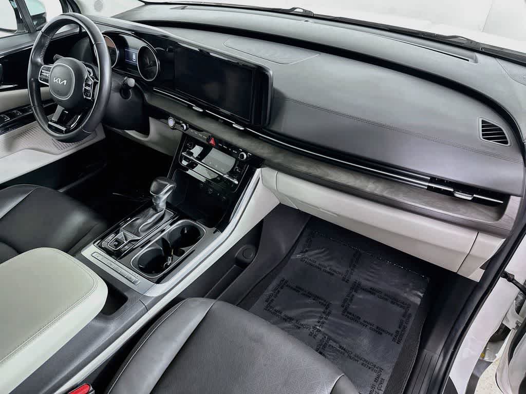2024 Kia Carnival EX