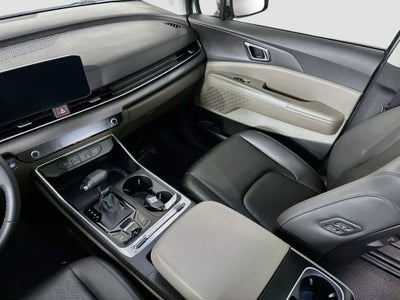 2025 Kia Carnival SX