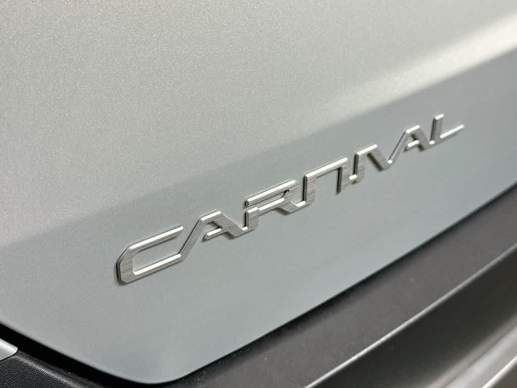 2025 Kia Carnival SX