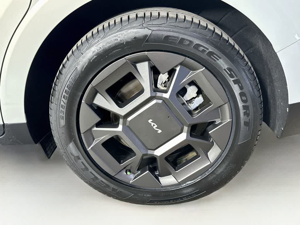 2025 Kia Carnival SX