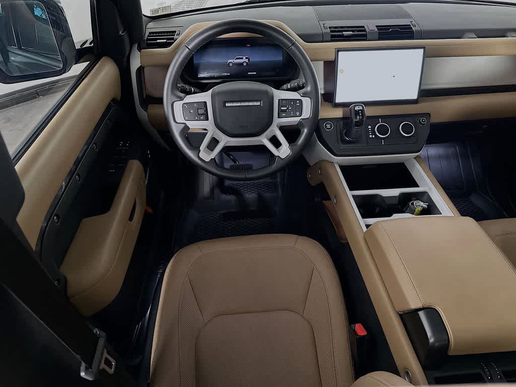 2025 Land Rover Defender X-Dynamic SE