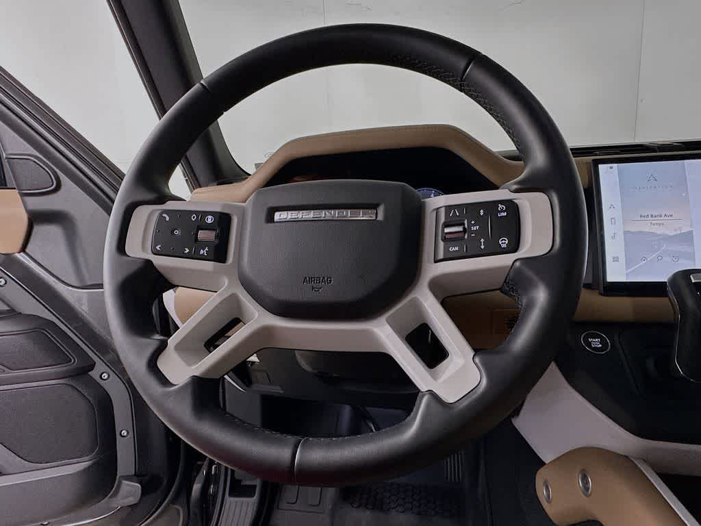 2025 Land Rover Defender X-Dynamic SE