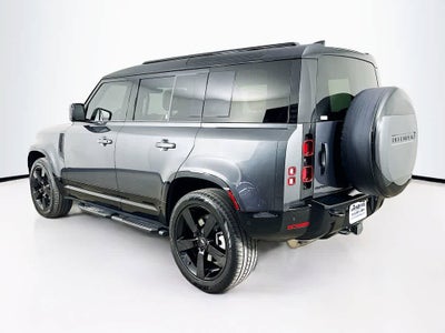 2025 Land Rover Defender X-Dynamic SE