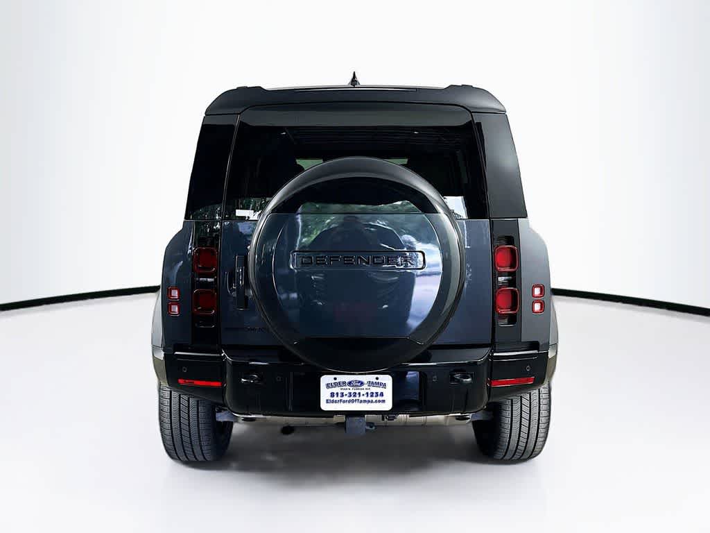 2025 Land Rover Defender X-Dynamic SE