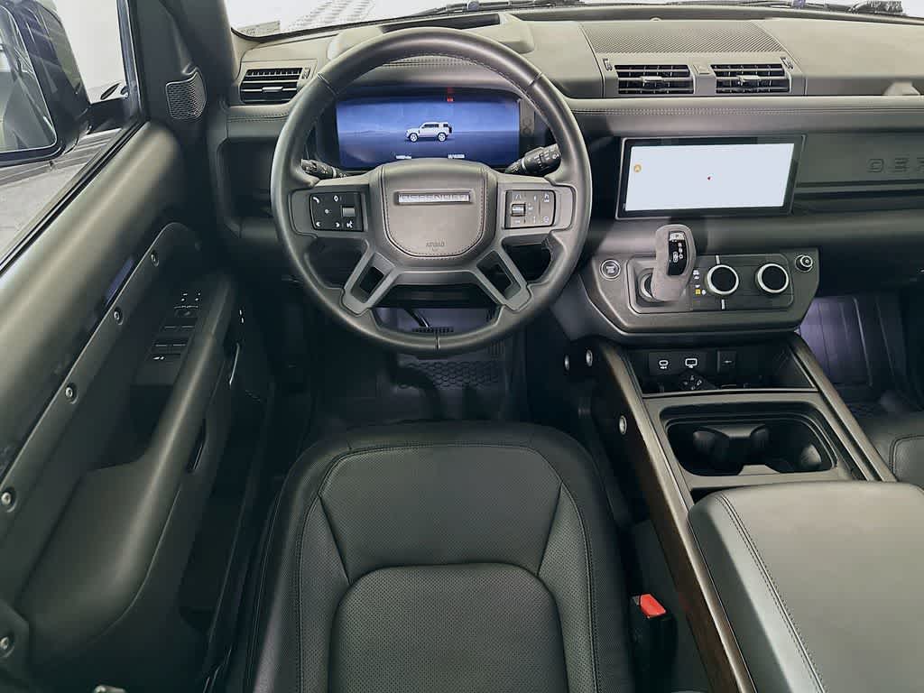 2024 Land Rover Defender X-Dynamic SE