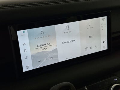 2024 Land Rover Defender X-Dynamic SE