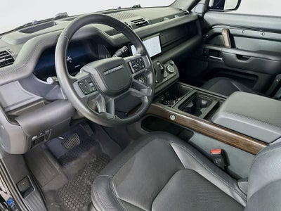 2024 Land Rover Defender X-Dynamic SE