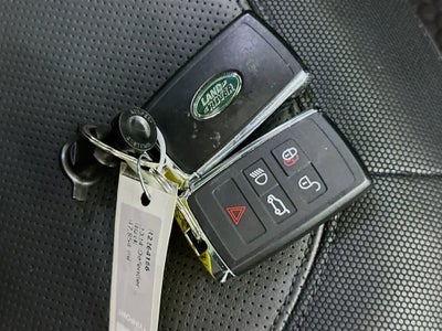 2024 Land Rover Defender X-Dynamic SE