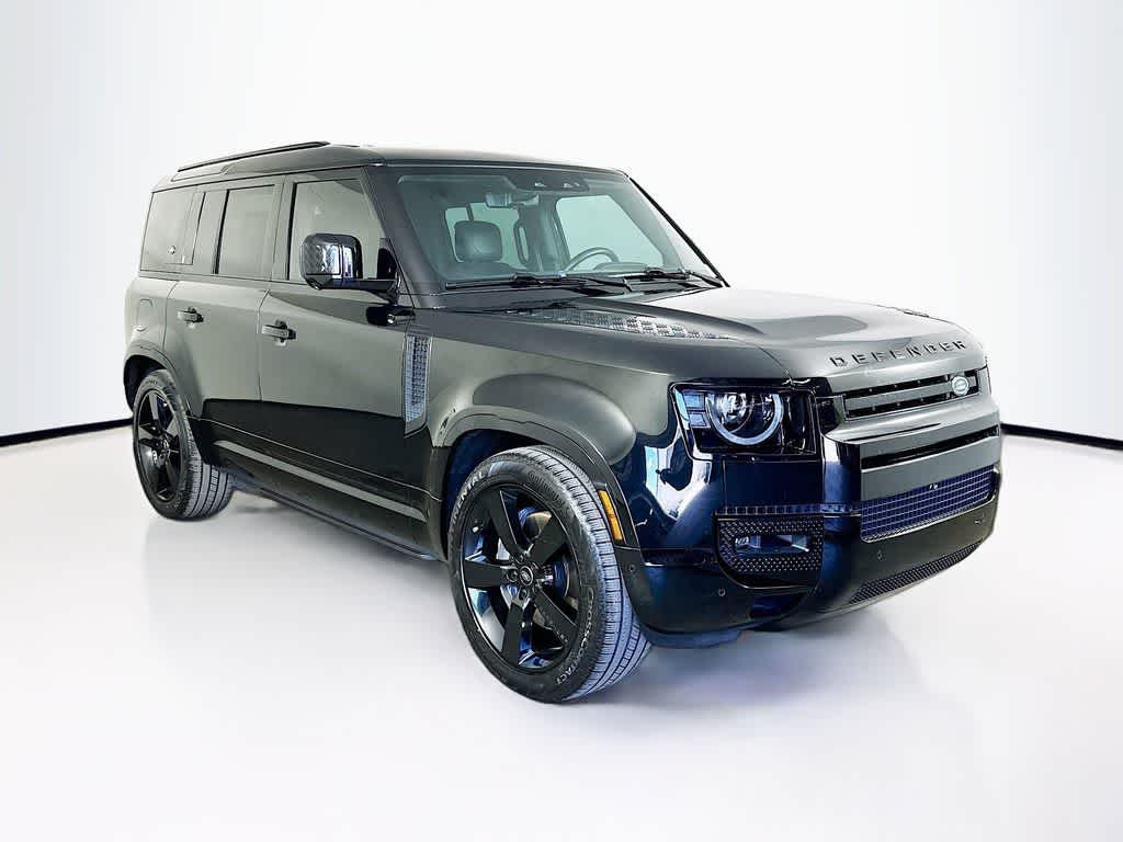 2024 Land Rover Defender X-Dynamic SE