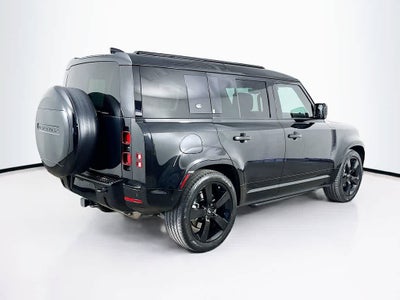 2024 Land Rover Defender X-Dynamic SE