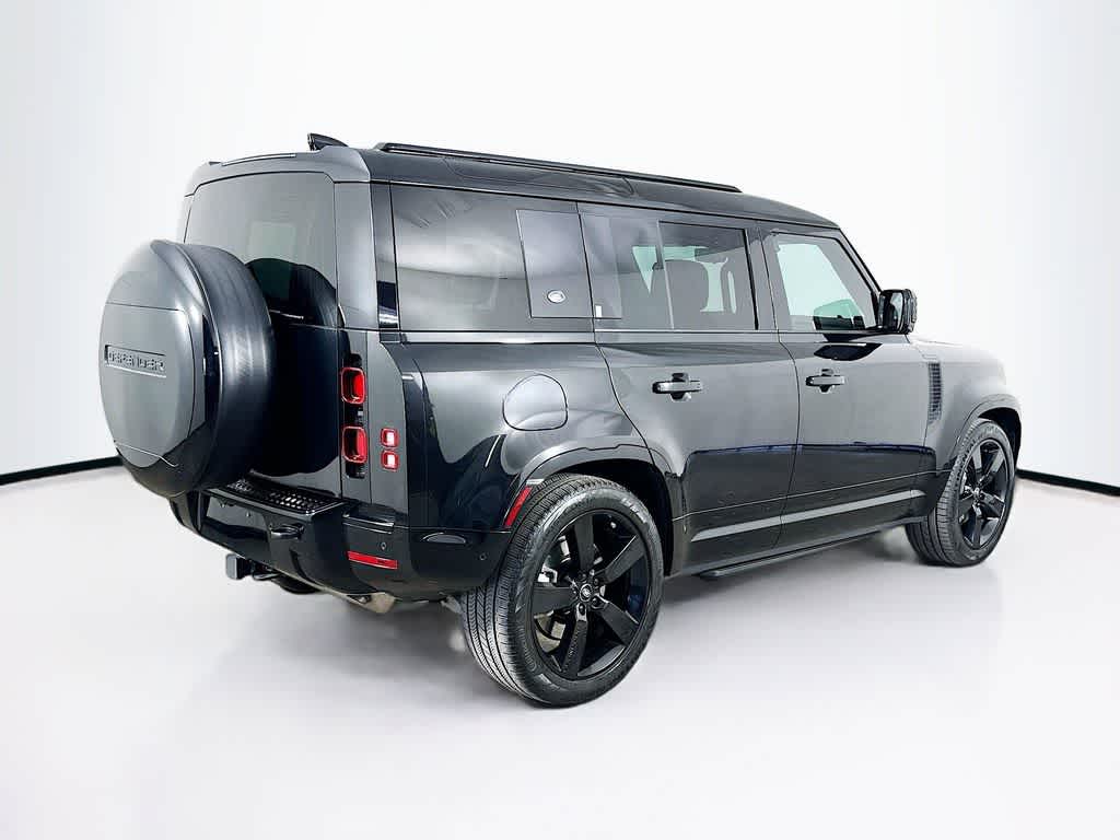 2024 Land Rover Defender X-Dynamic SE