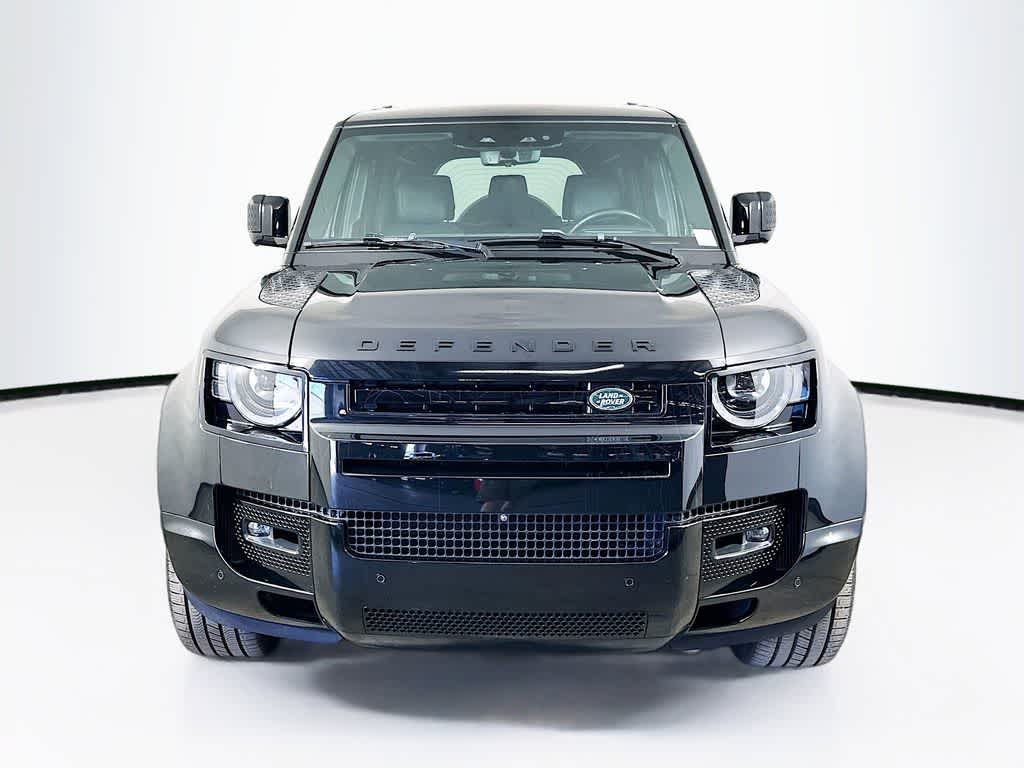 2024 Land Rover Defender X-Dynamic SE