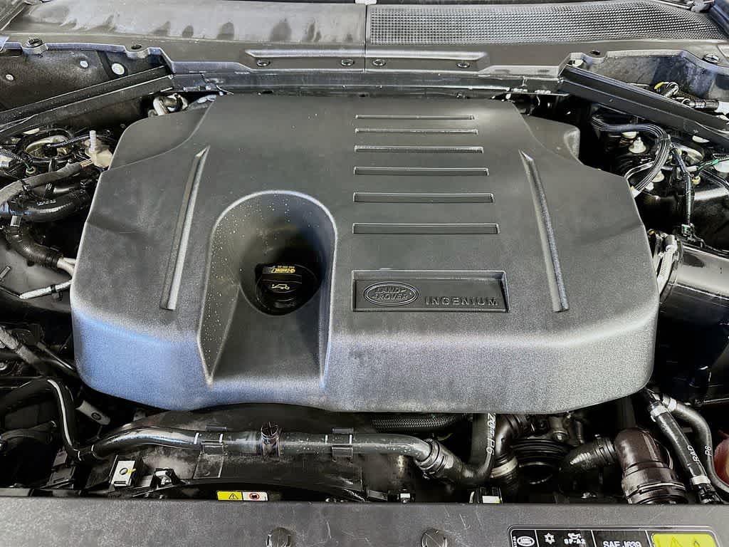 2024 Land Rover Defender X-Dynamic SE