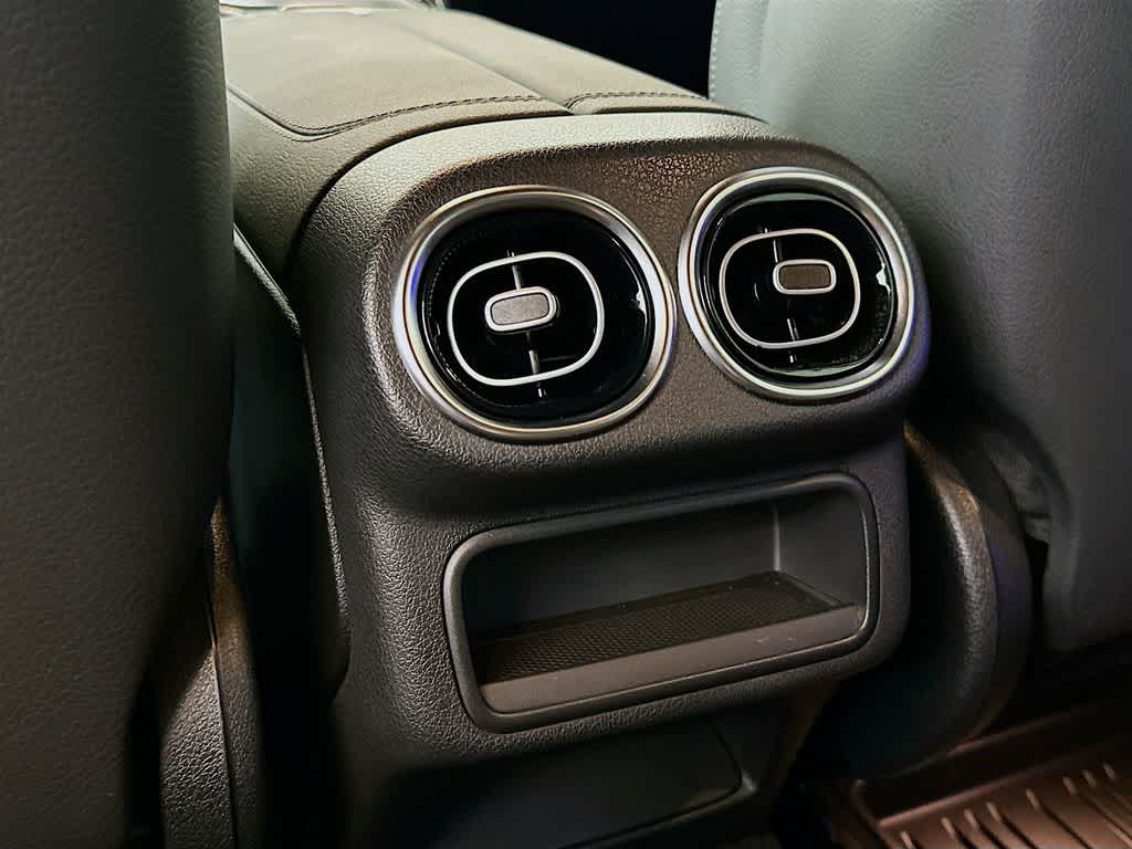 2024 Mercedes-Benz GLC 300 GLC 300