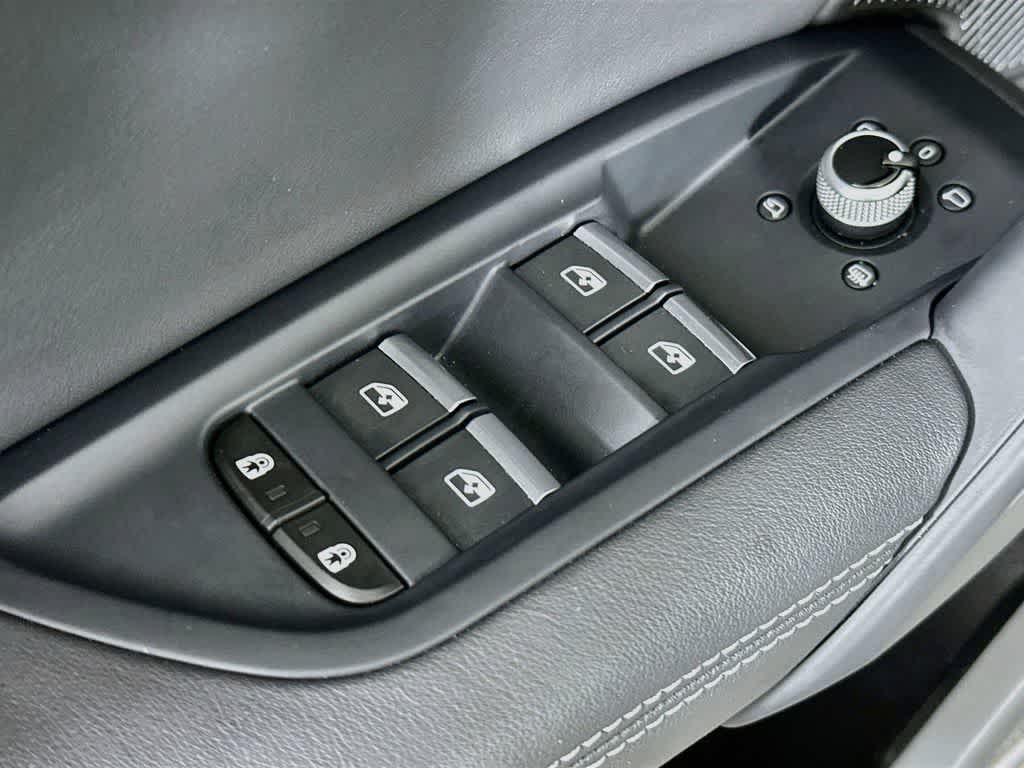 2023 Audi Q5 Sportback S line Prestige
