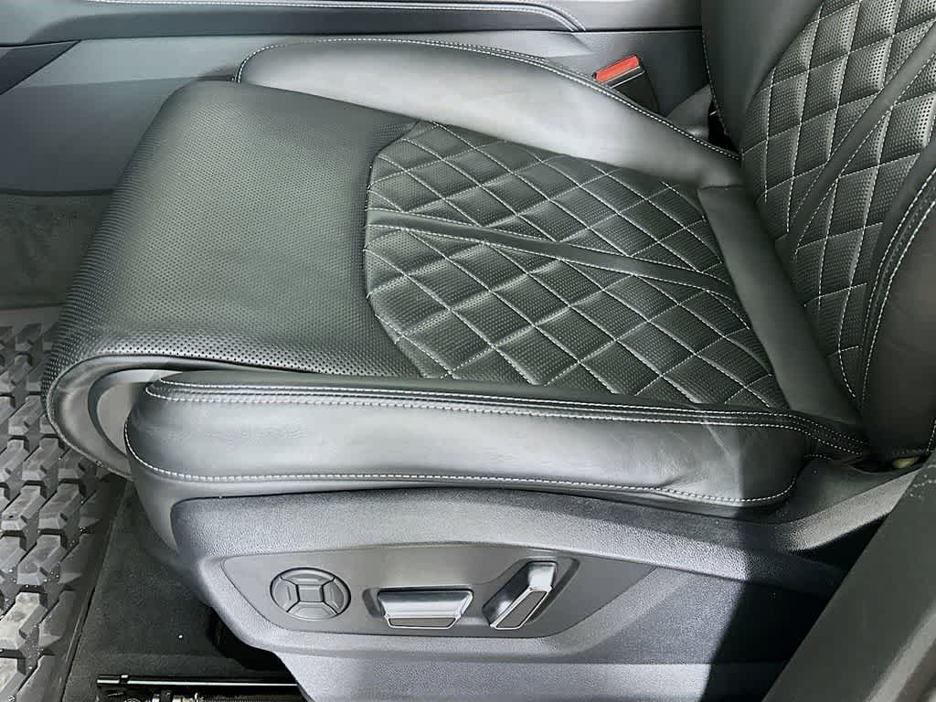 2021 Audi SQ7 Premium Plus