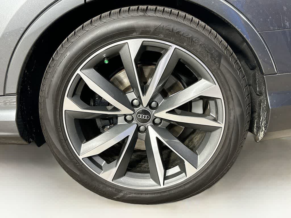 2021 Audi SQ7 Premium Plus