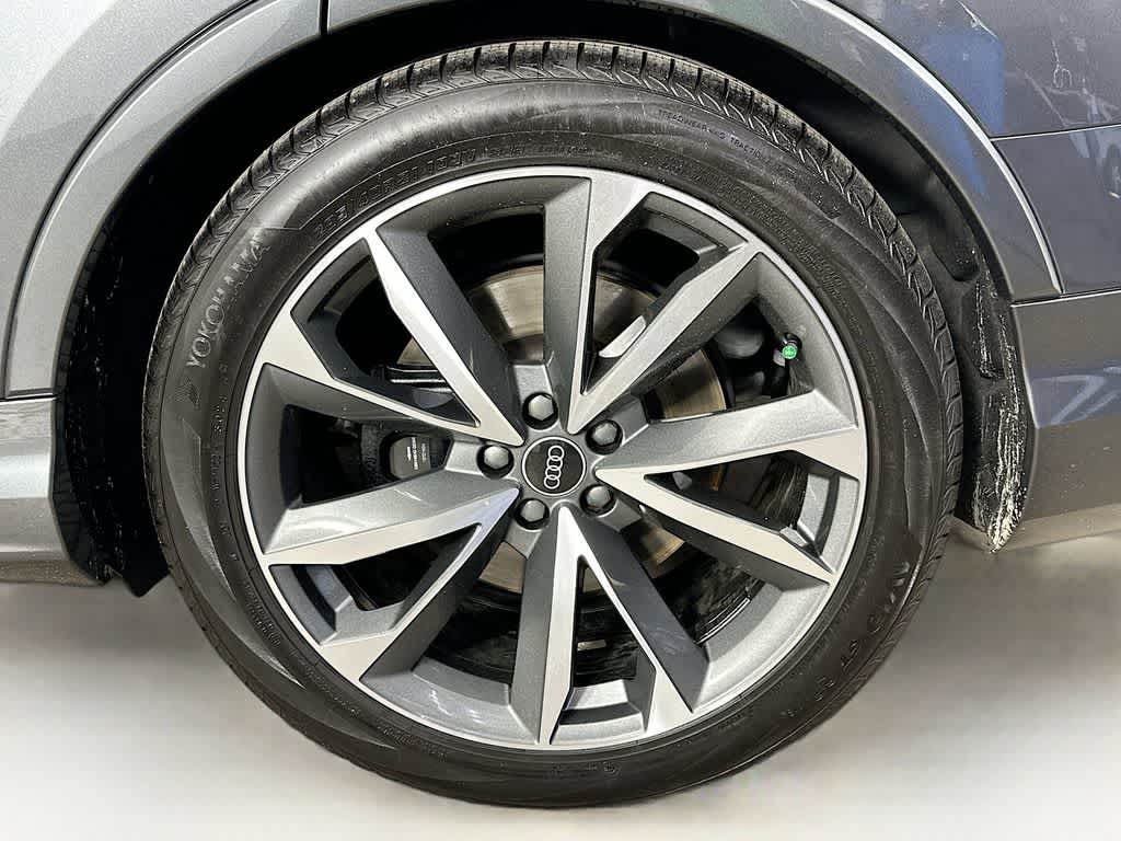 2021 Audi SQ7 Premium Plus