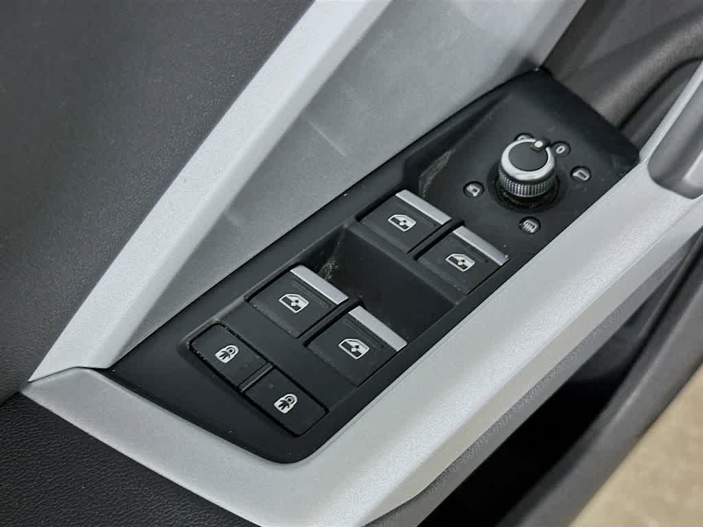 2024 Audi Q3 S line Premium