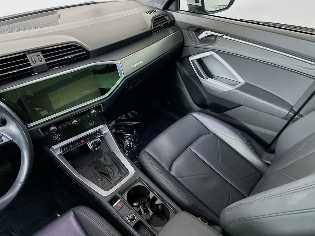 2024 Audi Q3 S line Premium