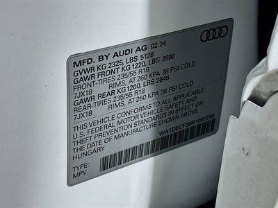 2024 Audi Q3 S line Premium