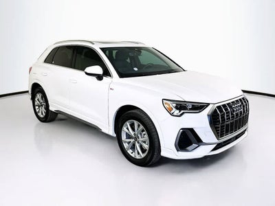 2024 Audi Q3 S line Premium