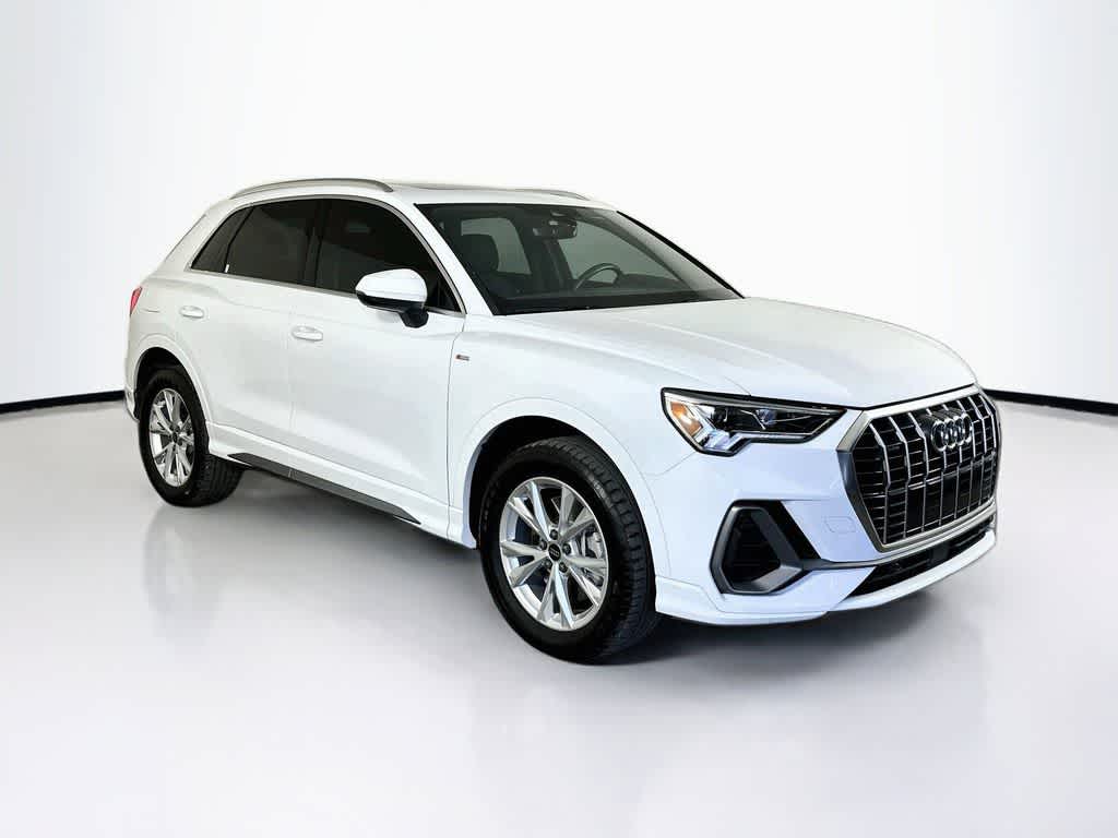 2025 Audi Q3 S line Premium