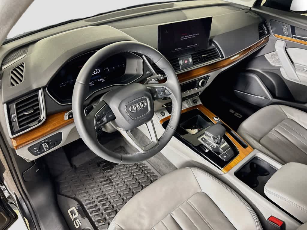 2023 Audi Q5 S line Premium Plus