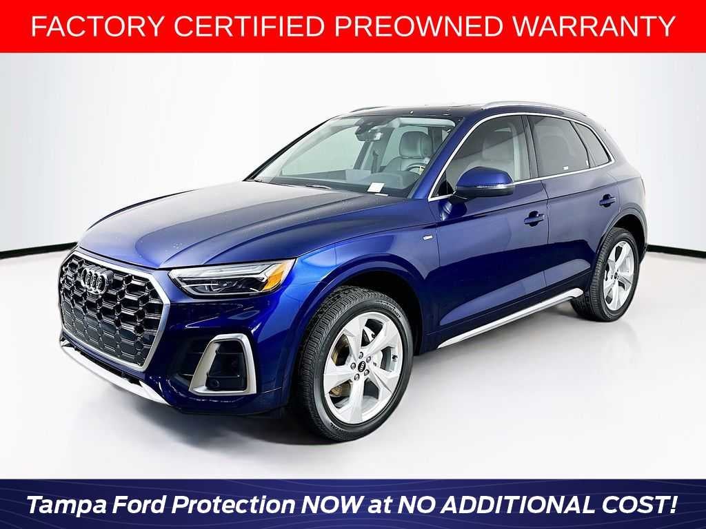 2022 Audi Q5 S line Premium Plus