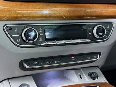 2022 Audi Q5 S line Premium Plus