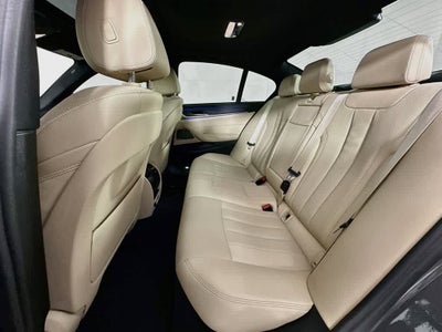 2022 BMW 530i 530i