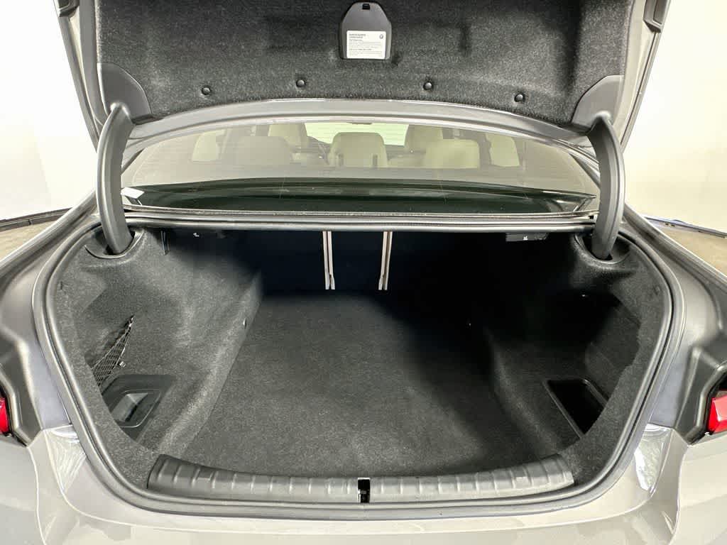 2022 BMW 530i 530i