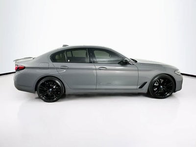 2022 BMW 530i 530i
