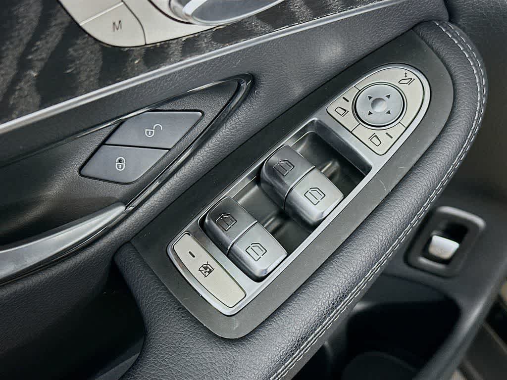 2018 Mercedes-Benz GLC 300 GLC 300