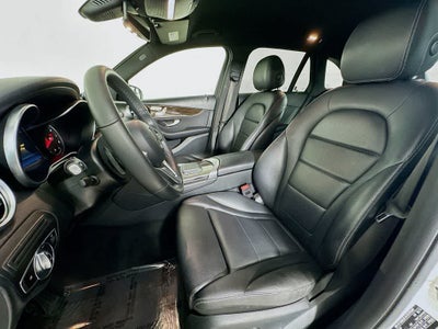 2020 Mercedes-Benz GLC 300 GLC 300