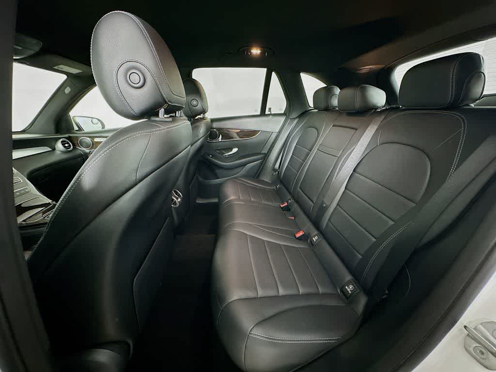 2020 Mercedes-Benz GLC 300 GLC 300