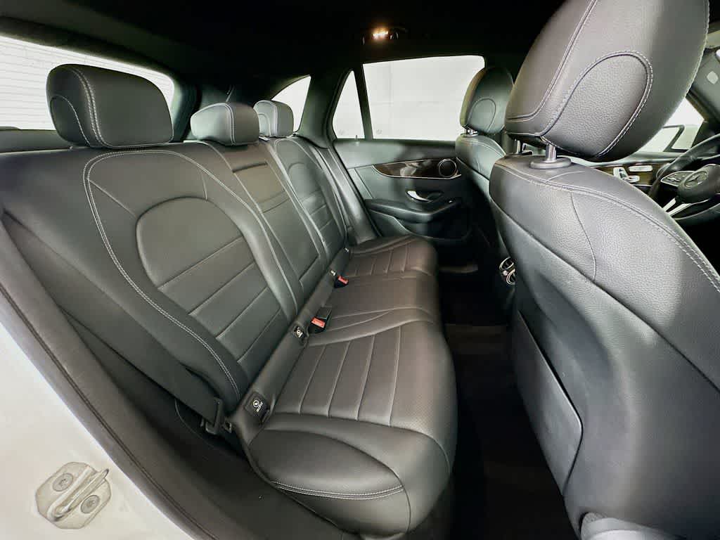2020 Mercedes-Benz GLC 300 GLC 300