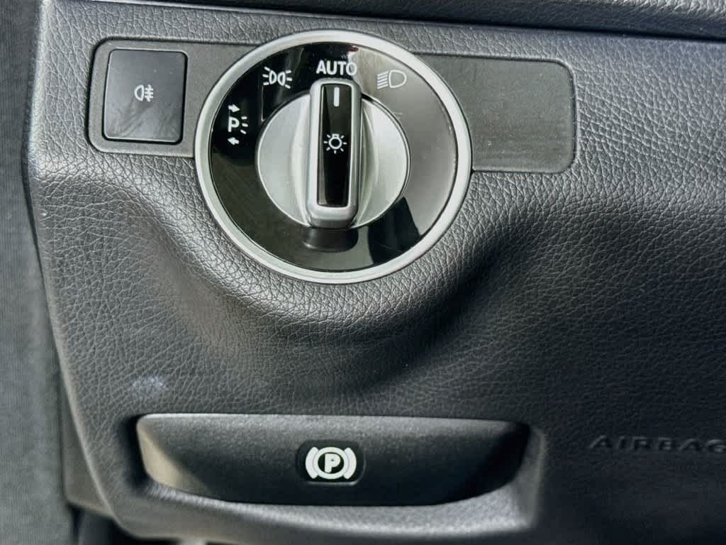 2014 Mercedes-Benz C-Class Base