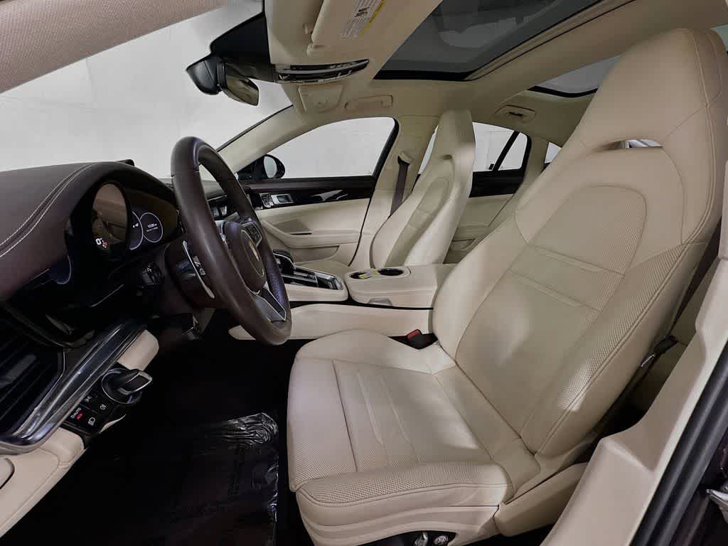 2020 Porsche Panamera 4